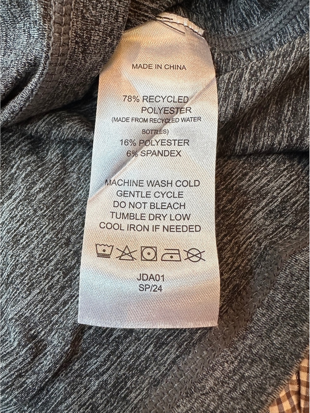 Men Small Quince Henley Gray - Picture 4 of 4